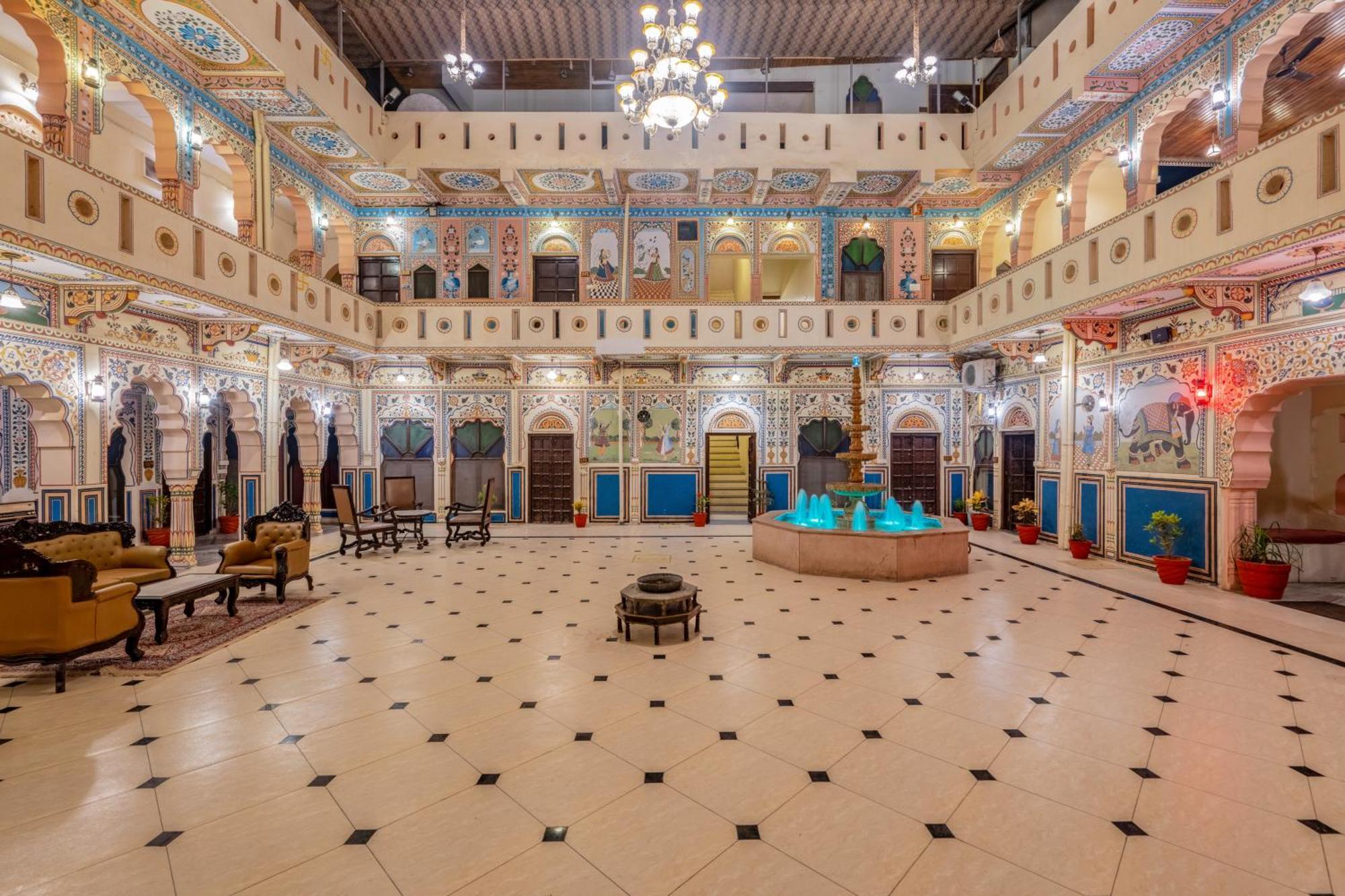 Hotel Shahi Palace Mandāwa Eksteriør billede