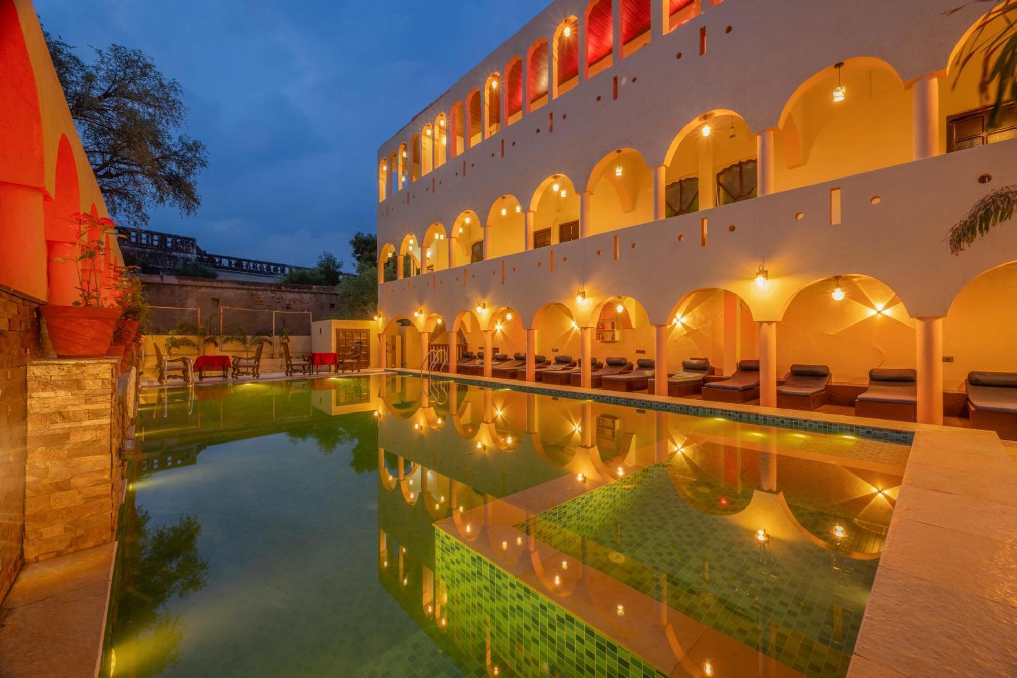 Hotel Shahi Palace Mandāwa Eksteriør billede